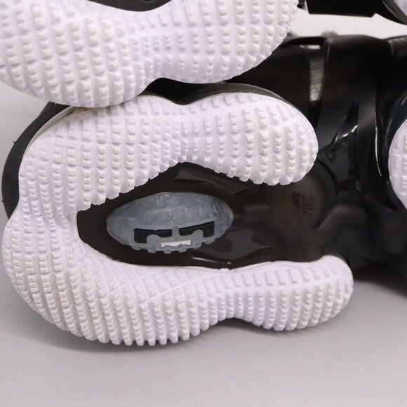 Youth Nike LeBron 19 Cheetah Print Size 3.5Y Basketball Shoes - Picture 14 of 16